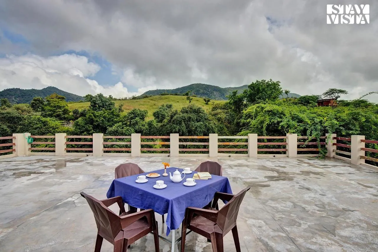 Villa Stayvista'S The Earthen Boutique - City Escape With Spacious Pool, Terrace, Lawn & Indoor-Outdoor Games Udaipur India