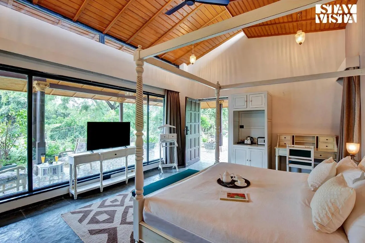 Stayvista'S The Earthen Boutique - City Escape With Spacious Pool, Terrace, Lawn & Indoor-Outdoor Games Udaipur 0*,