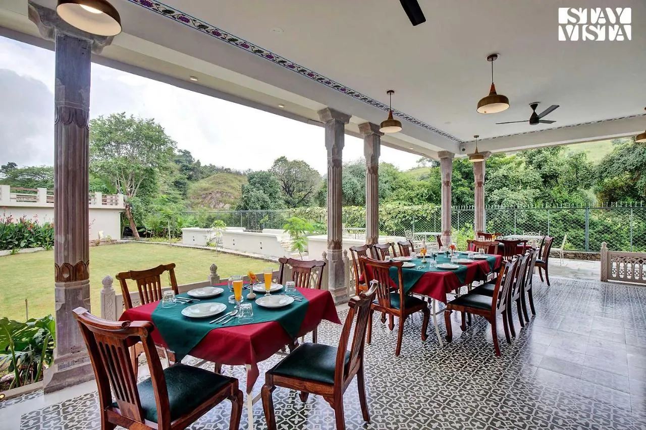 Villa Stayvista'S The Earthen Boutique - City Escape With Spacious Pool, Terrace, Lawn & Indoor-Outdoor Games Udaipur